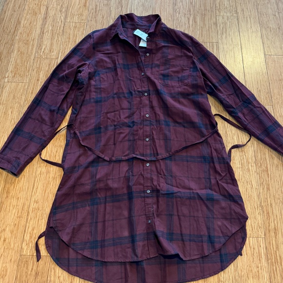 Abercrombie & Fitch Dresses & Skirts - Abercrombie and fitch burgundy flannel plaid shirt dress XL NWT